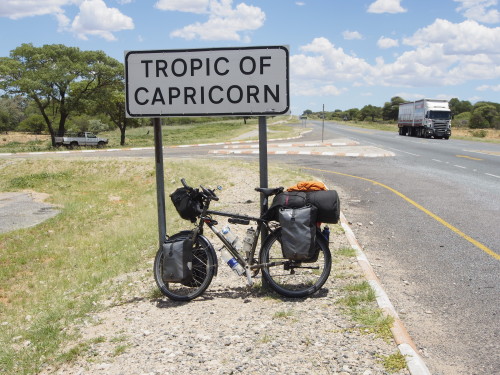 Tropic of Capricorn sign