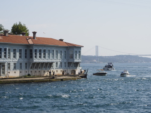 house on bosphorus