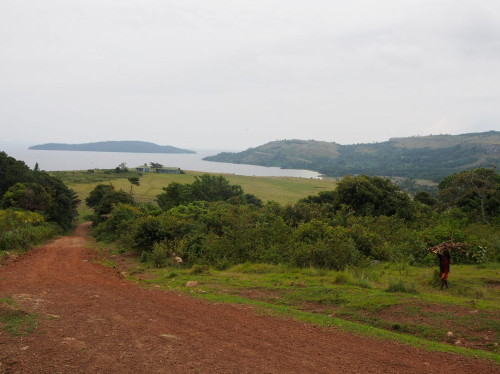 Approaching Maruku Beach